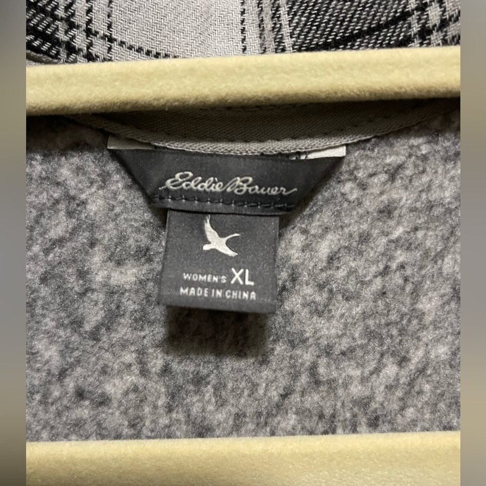 Eddie Bauer Outerwear - Grey - size XL - Picture 4 of 5